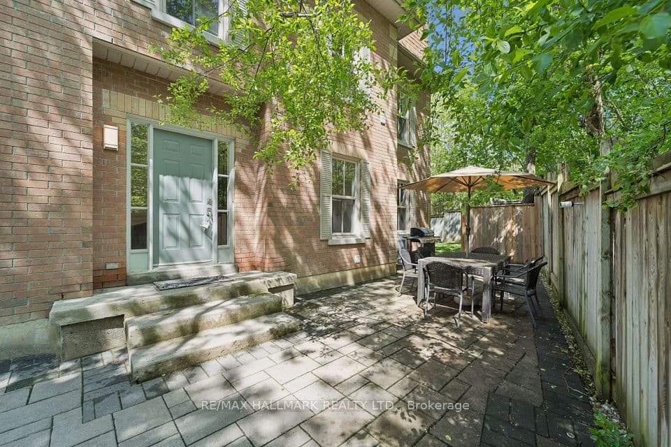 13 E J Lennox Way, Markham, ON L3R 5K7 – photo 2