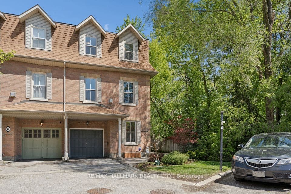 13 E J Lennox Way, Markham, ON L3R 5K7 – main photo