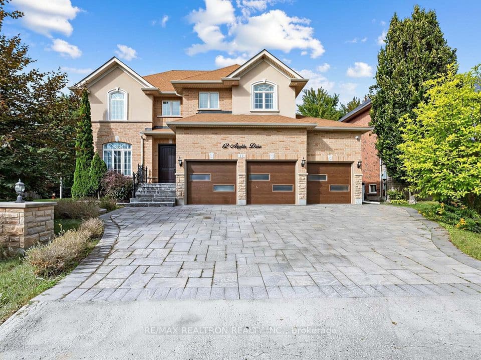 12 Anglin Drive, Richmond Hill, ON L4E 4X7 – photo 2