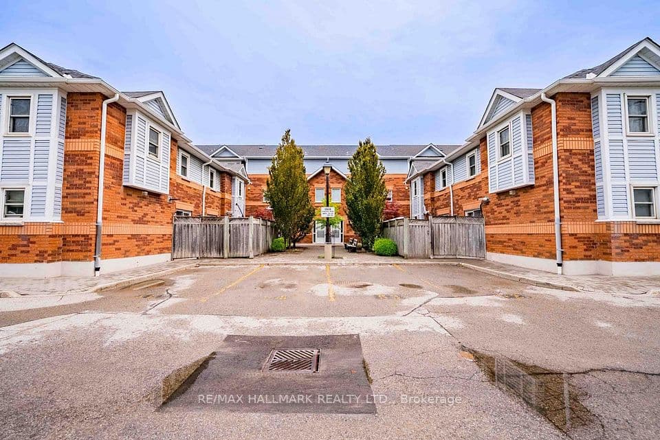 12439 Ninth Line 209, Whitchurch-Stouffville, ON L4A 1E5 – main photo