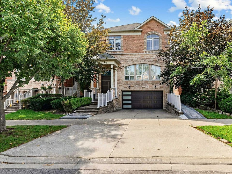 161 Townsgate Drive, Vaughan, ON L4J 8J5 – main photo