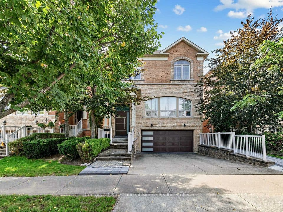 161 Townsgate Drive, Vaughan, ON L4J 8J5 – photo 2