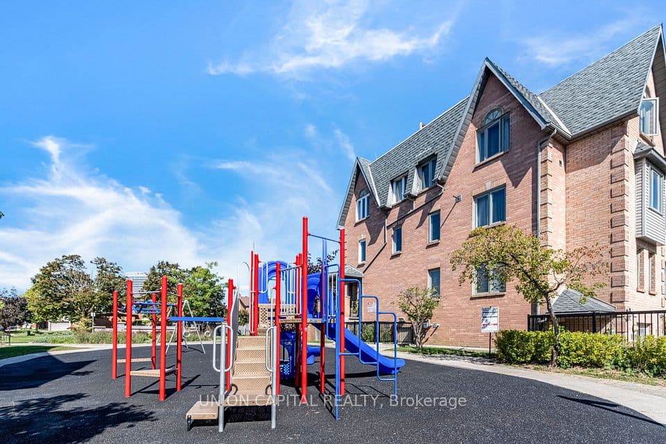 75 Weldrick Road E 1002, Richmond Hill, ON L4C 0H9 – photo 3