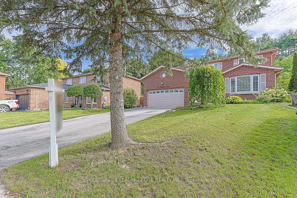 21 McQuaid Court, East Gwillimbury, ON L9N 1E8 – main photo