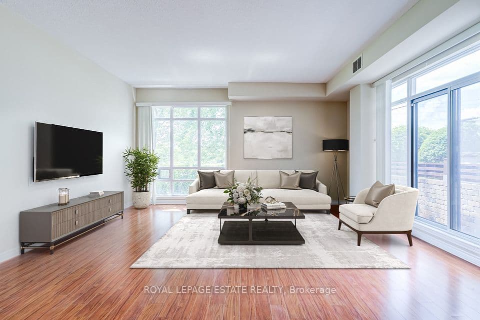 11121 Yonge Street 110, Richmond Hill, ON L4C 0S7 – main photo