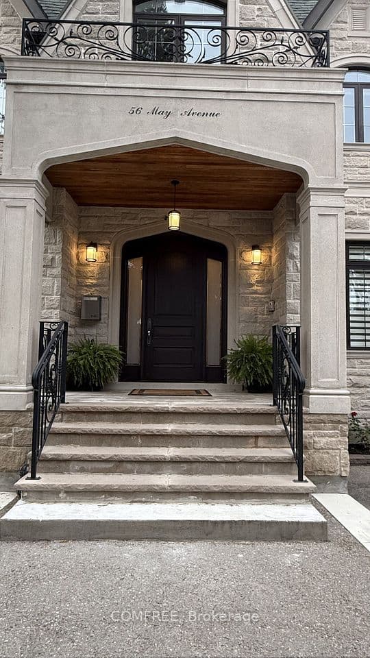 56 May Avenue, Richmond Hill, ON L4C 3S6 – photo 2