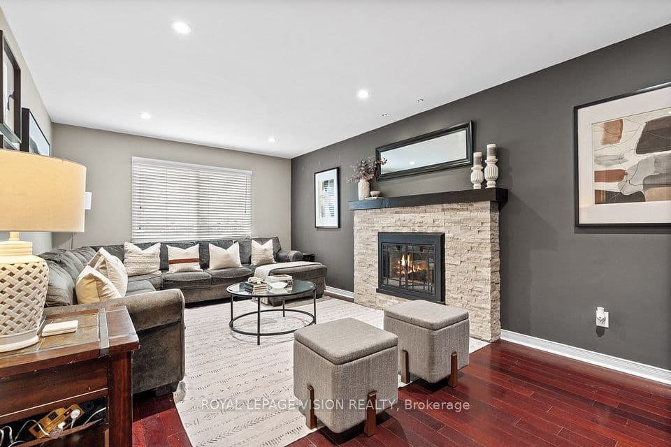 83 Bergin Road, Newmarket, ON L3X 1S2 – photo 3