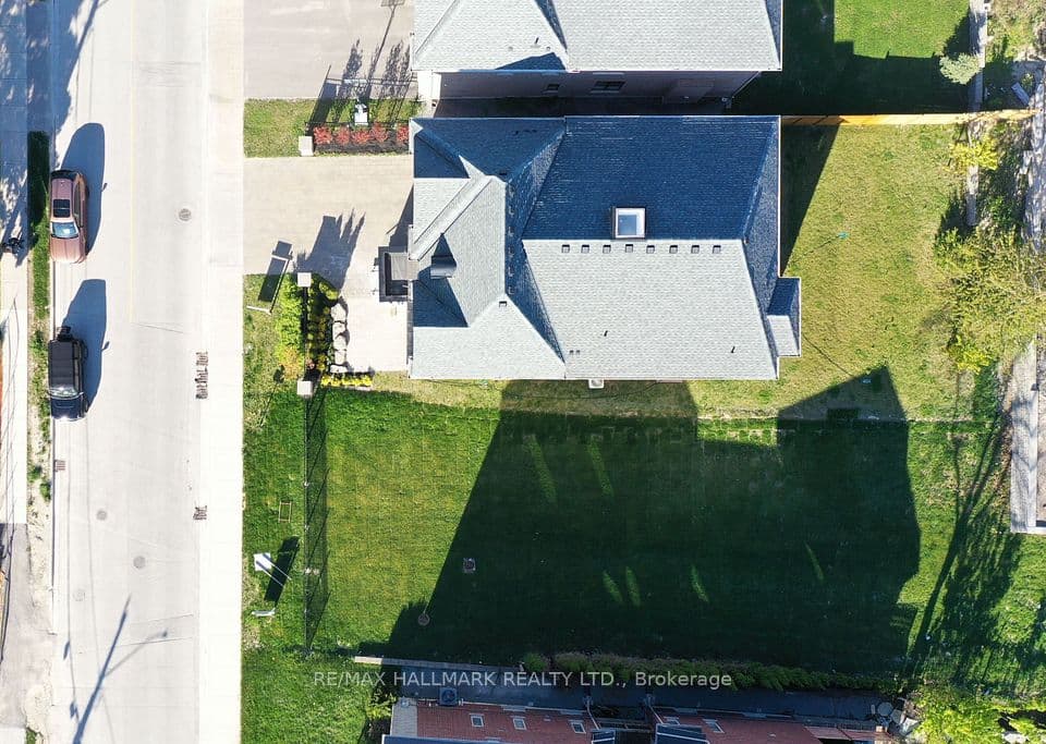 51A Puccini Drive, Richmond Hill, ON L4E 2Y6 – photo 2