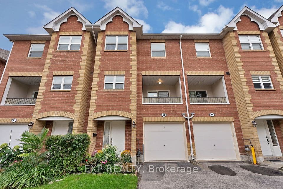 11 Maple Park Way, Markham, ON L6G 1C5 – photo 2