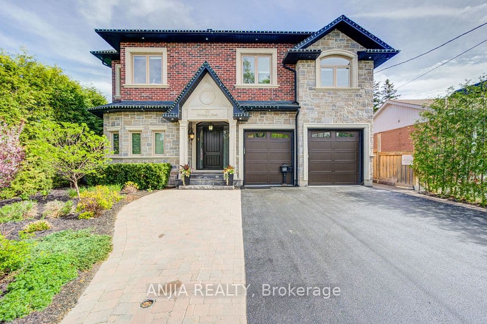 452 Fernleigh Circle S, Richmond Hill, ON L4C 1E6 – main photo