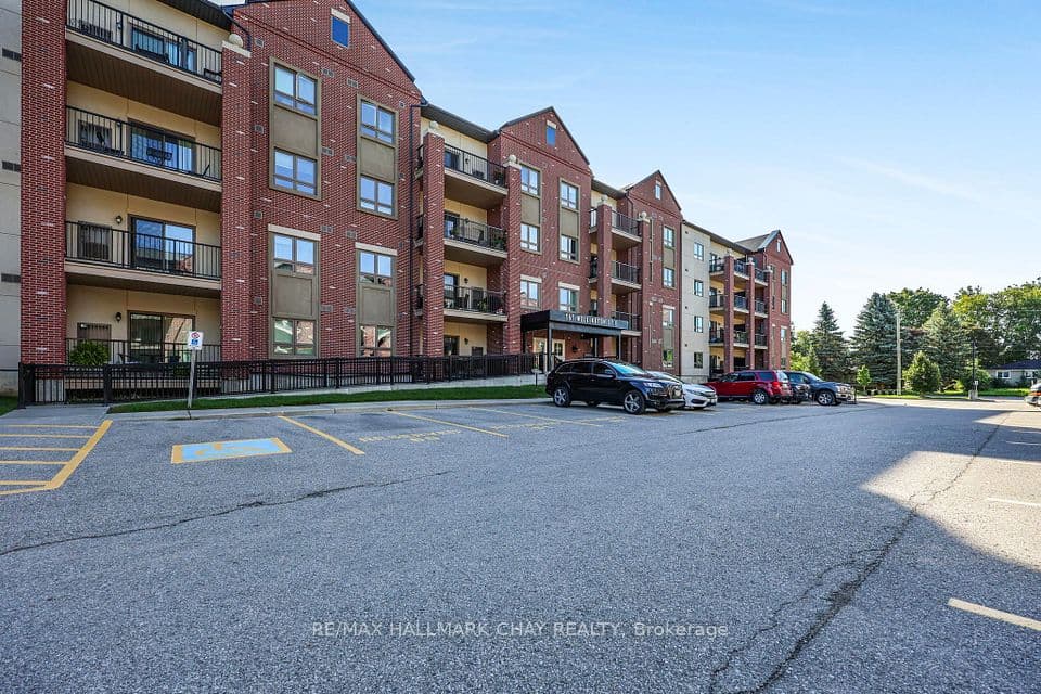 161 WELLINGTON Street E 210, New Tecumseth, ON L9R 0R8 – photo 2
