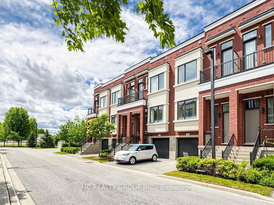 38 Lafferty Lane, Richmond Hill, ON L4C 0Z8 – photo 3
