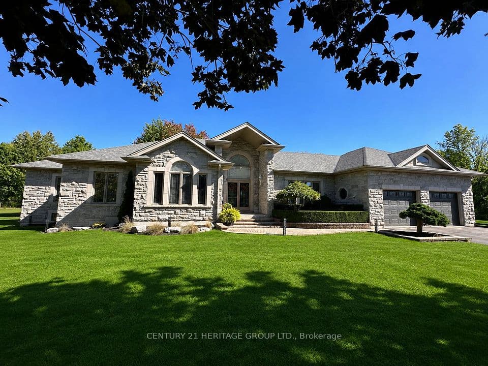 49 Shore Crescent, Georgina, ON L0E 1S0 – main photo