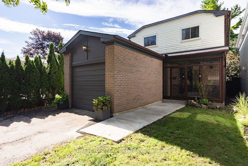 6 Snowshoe Crescent, Markham, ON L3T 4M6 – photo 2