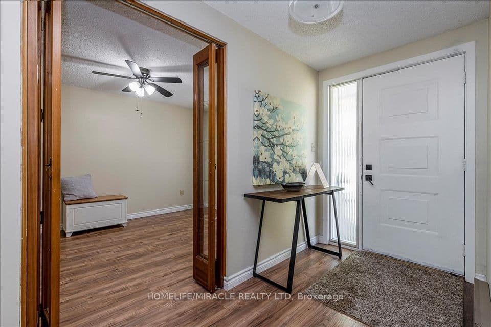 1 Tecumseth Pines Drive, New Tecumseth, ON L0G 1W0 – photo 2
