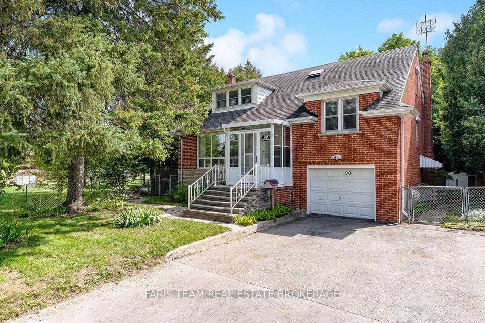 90 Bedford Park Avenue, Richmond Hill, ON L4C 2N8 – photo 2