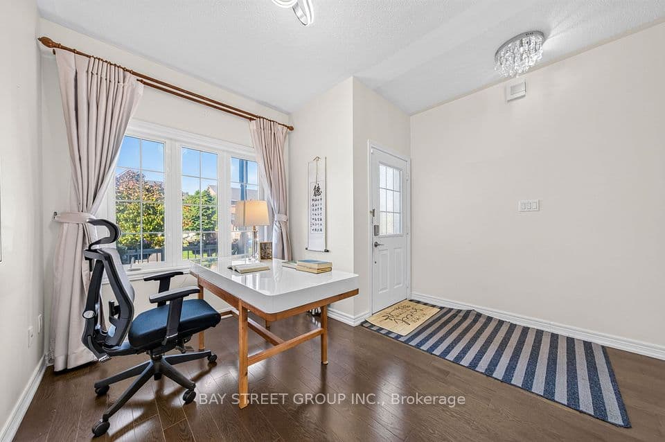 37 Rembrandt Drive, Markham, ON L3R 5W1 – photo 3