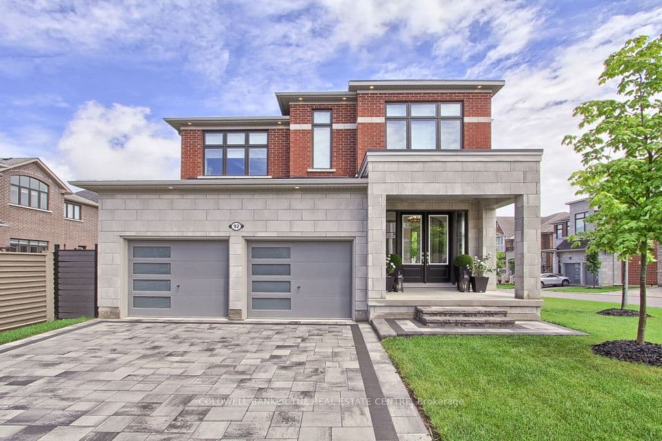 92 Maple Fields Circle, Aurora, ON L4G 0P5 – main photo