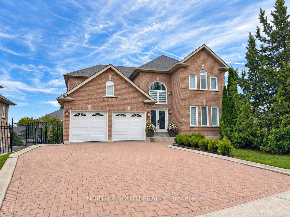 372 Crofters Road, Vaughan, ON L4L 8Y3 – main photo