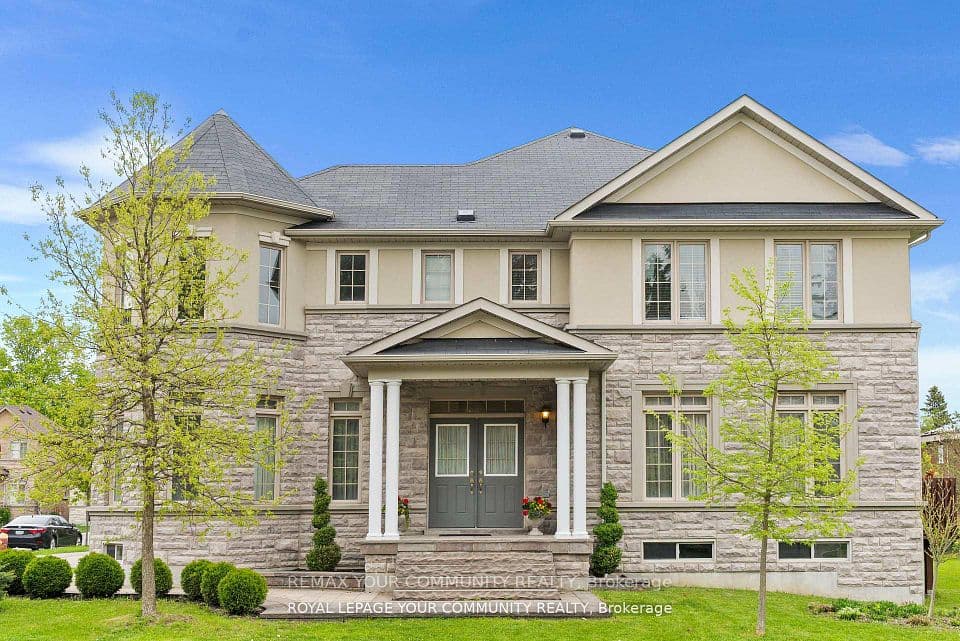 108 Headwater Crescent, Richmond Hill, ON L4E 0T2 – photo 2