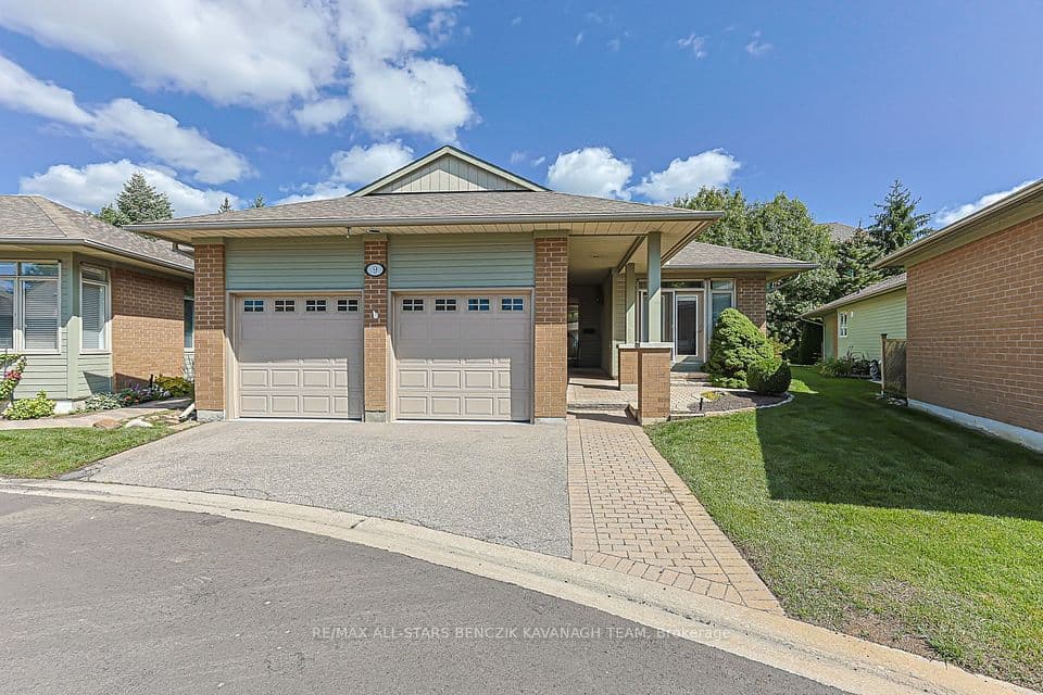 9 Warnock Green Way, Markham, ON L6E 1B5 – main photo