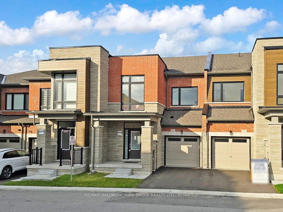 42 Blick Crescent, Aurora, ON L4G 4A6 – photo 2