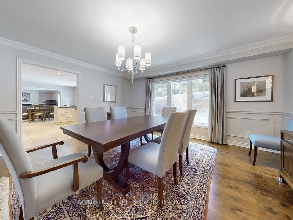 544 Woodland Acres Crescent, Vaughan, ON L6A 1G2 – photo 3