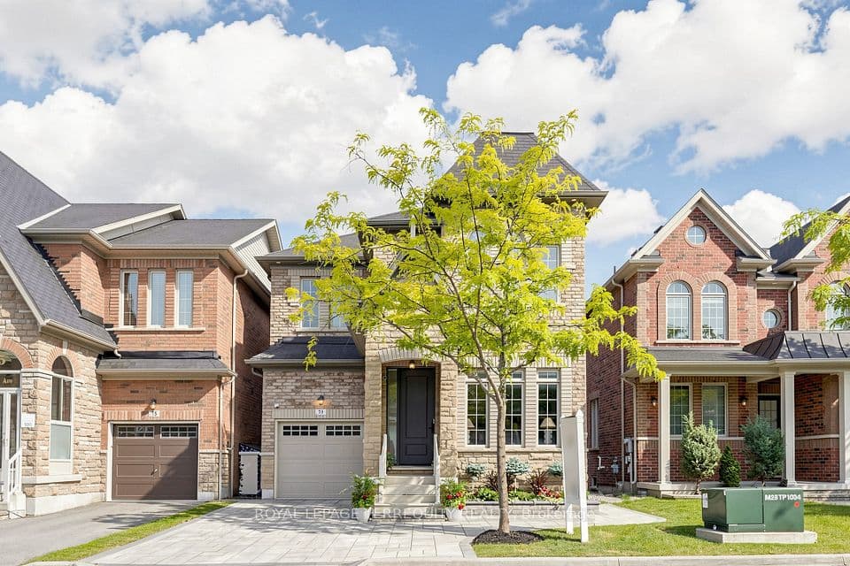 73 Manila Avenue, Markham, ON L6C 0R7 – photo 3