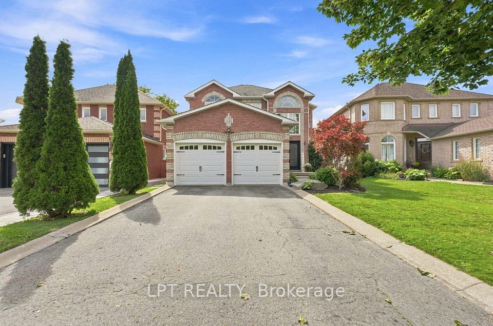 1984 Wilson Street, Innisfil, ON L9S 2A1 – main photo