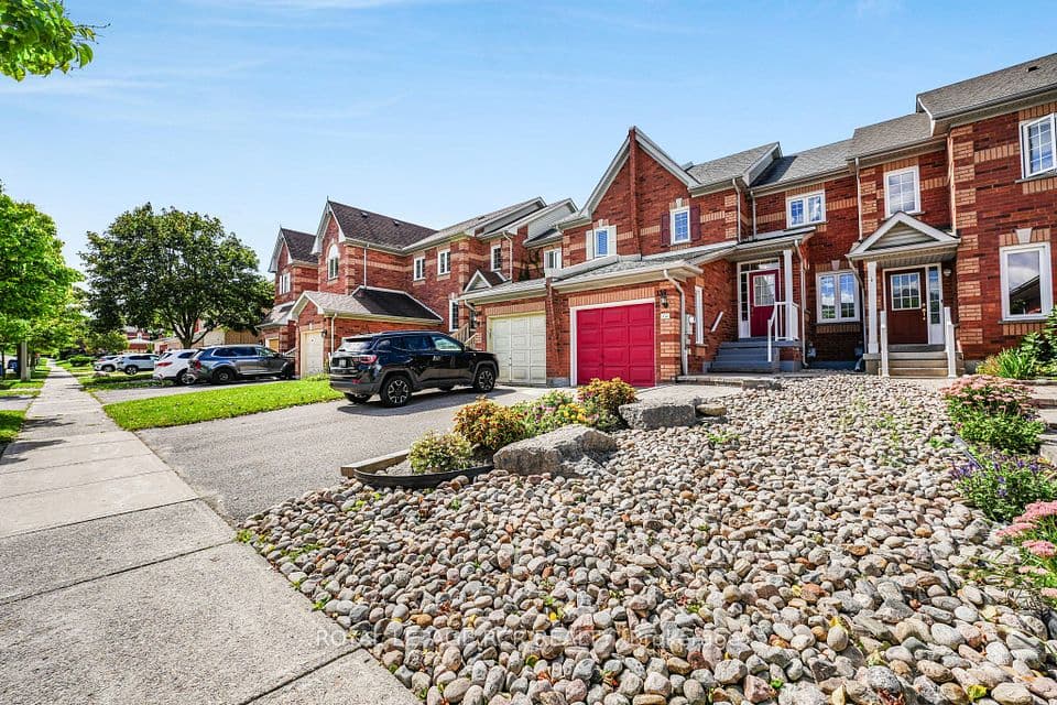 138 Primeau Drive, Aurora, ON L4G 6Z4 – photo 3