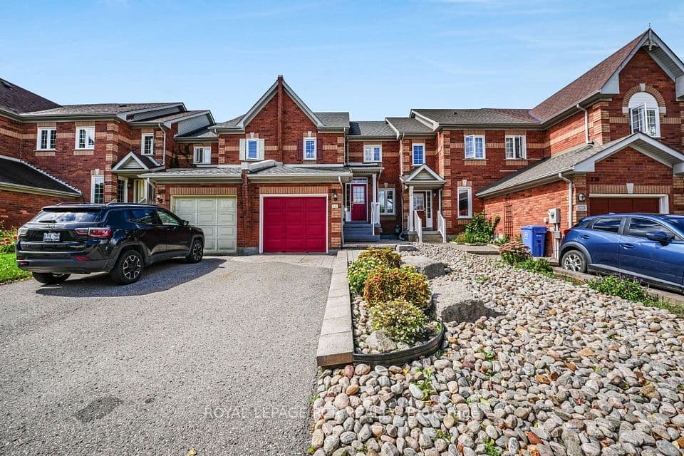 138 Primeau Drive, Aurora, ON L4G 6Z4 – main photo