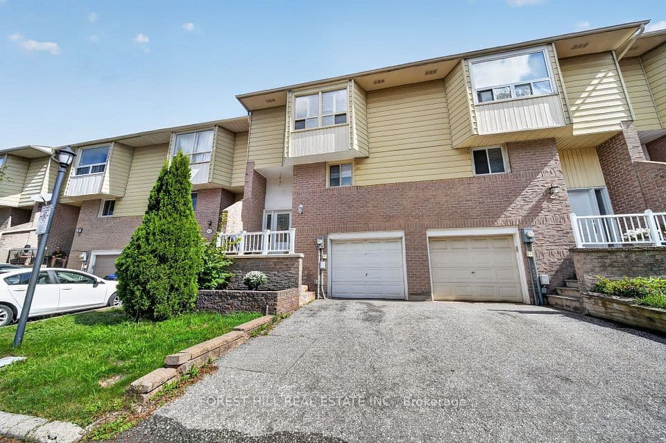 25 Deer Run Crescent 9, Bradford West Gwillimbury, ON L3Z 1N1 – photo 2