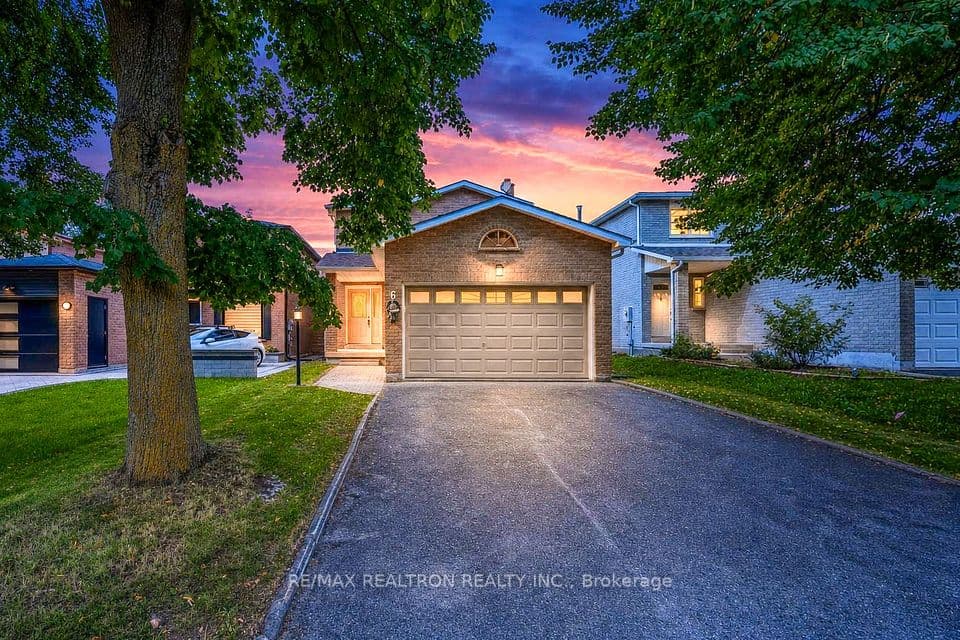 6 Woolen Mill Road, Markham, ON L3P 6X4 – main photo