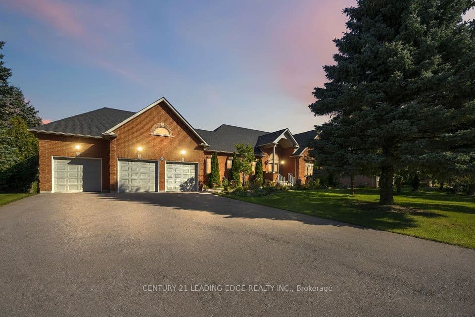 24 George Pipher Lane, Whitchurch-Stouffville, ON L4A 1M4 – main photo