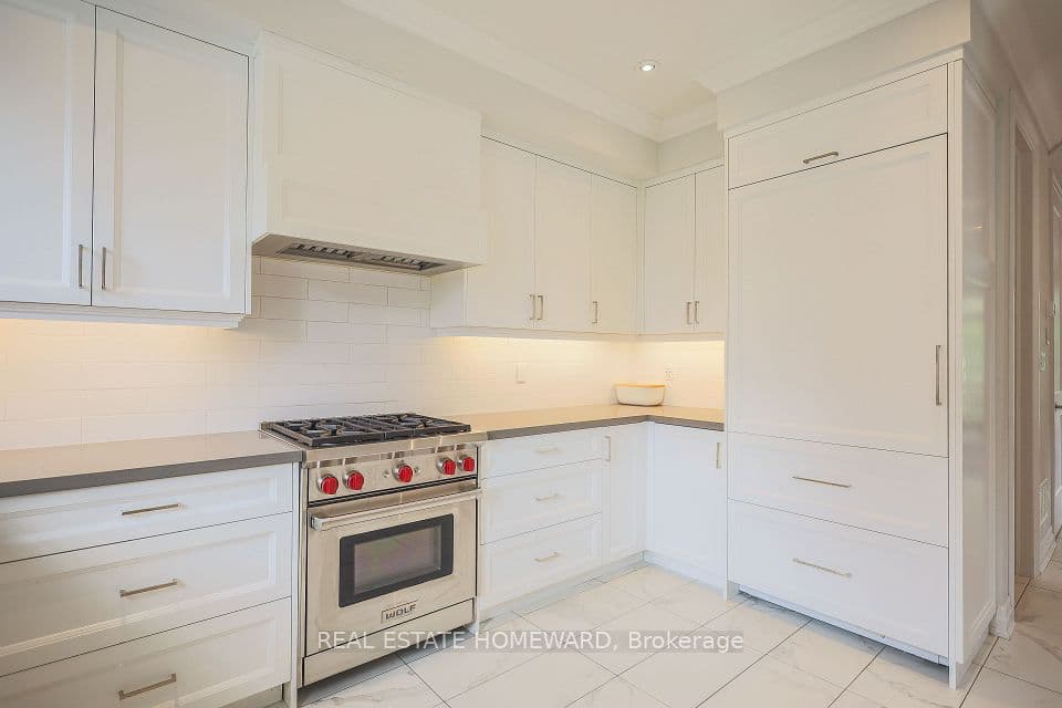 1 Saint Julien Court, Vaughan, ON L6A 5B2 – photo 3