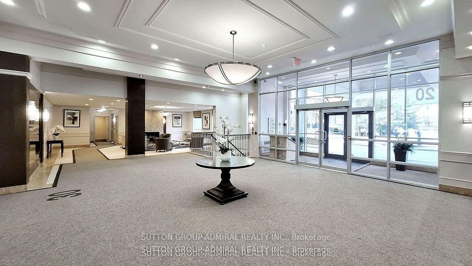 20 North Park Road 811, Vaughan, ON L4J 0G7 – photo 3