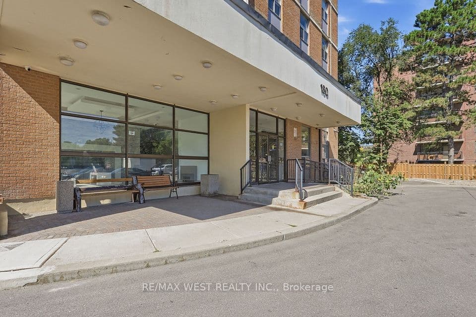 180 Dudley Avenue 302, Markham, ON L3T 4X2 – photo 2