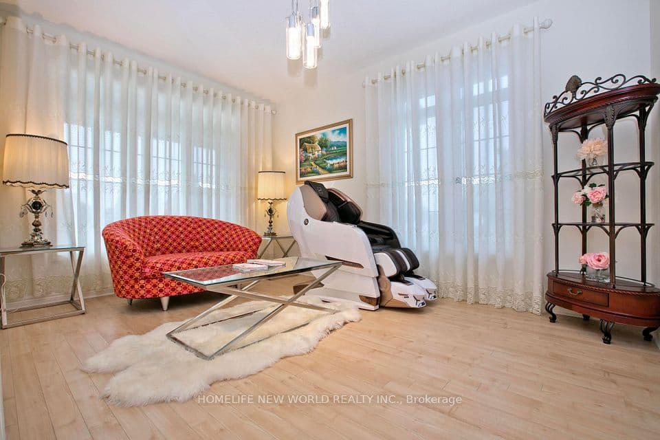 153 Alexander Lawrie Avenue, Markham, ON L6E 0J3 – photo 3
