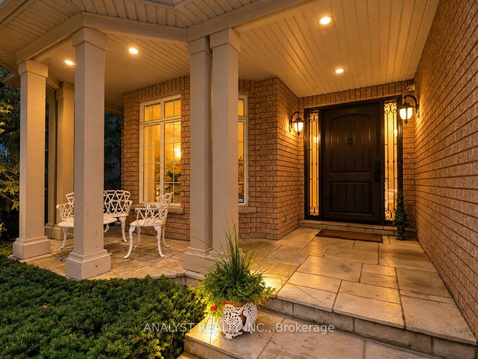 21 Capner Court, Vaughan, ON L0J 1C0 – photo 3