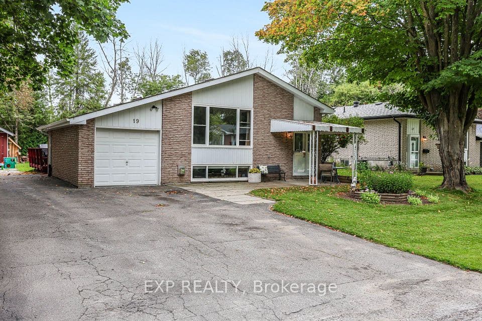 19 Faircrest Avenue, Georgina, ON L0E 1L0 – photo 2