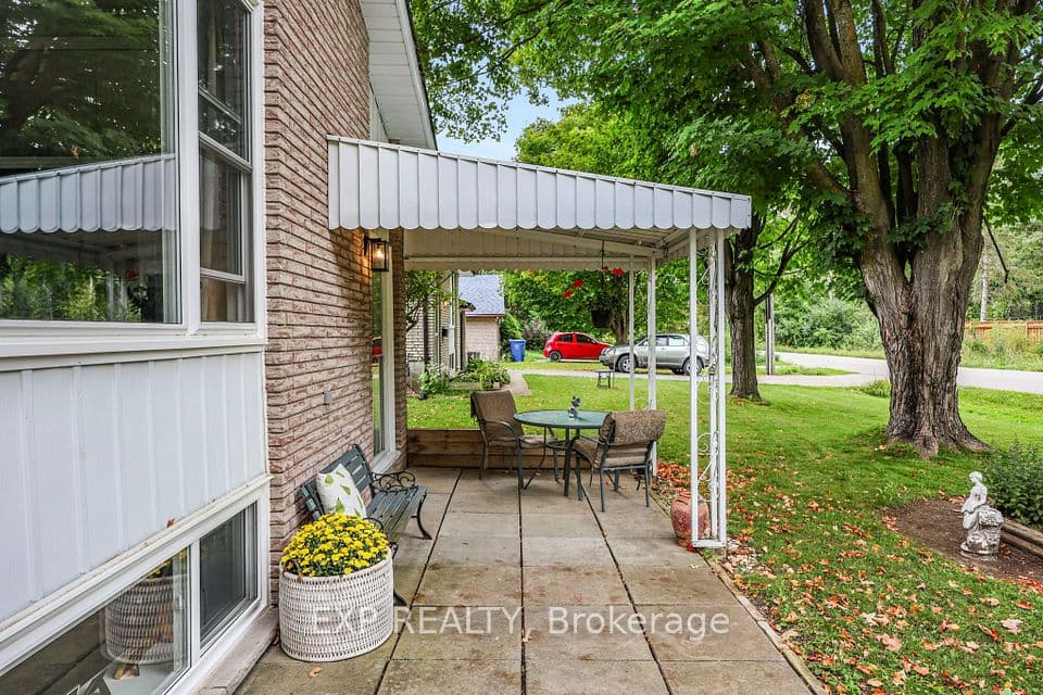 19 Faircrest Avenue, Georgina, ON L0E 1L0 – photo 3