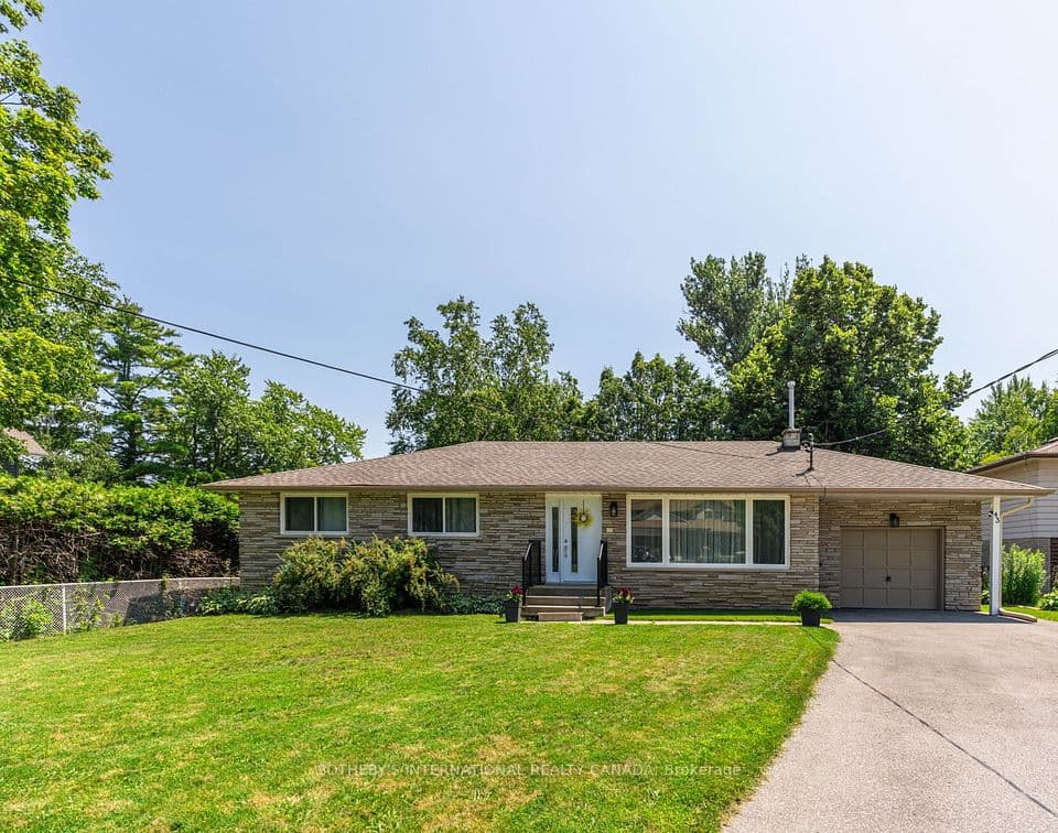 43 Northwood Road, Georgina, ON L0E 1R0 – main photo