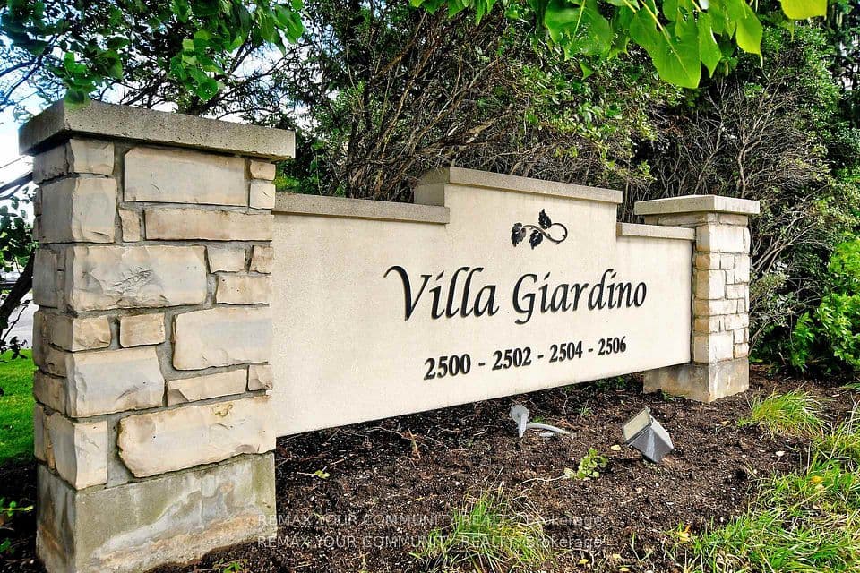 2500 Rutherford Road 502, Vaughan, ON L4K 5N7 – photo 2