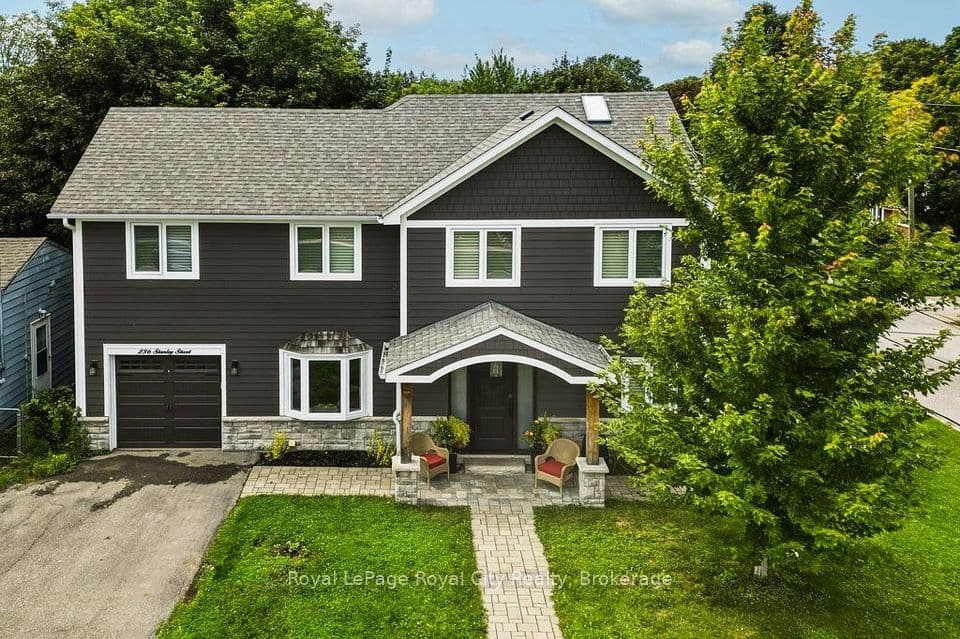 236 Stanley Street, Newmarket, ON L3Y 4M9 – main photo