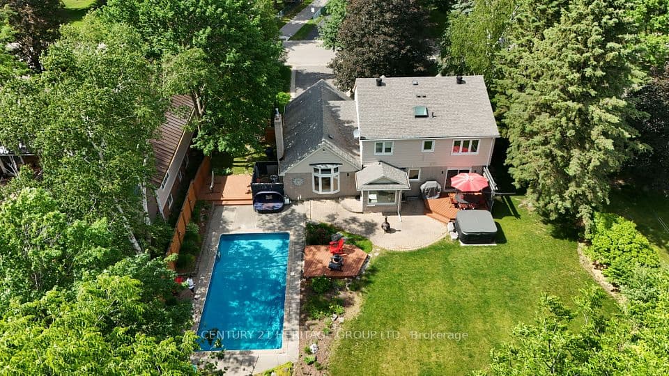 38 Grant Court, East Gwillimbury, ON L0G 1R0 – photo 2