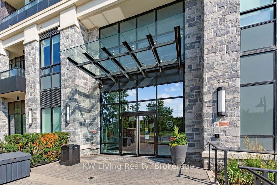 15 Water Walk Drive 711, Markham, ON L6G 0G2 – photo 3