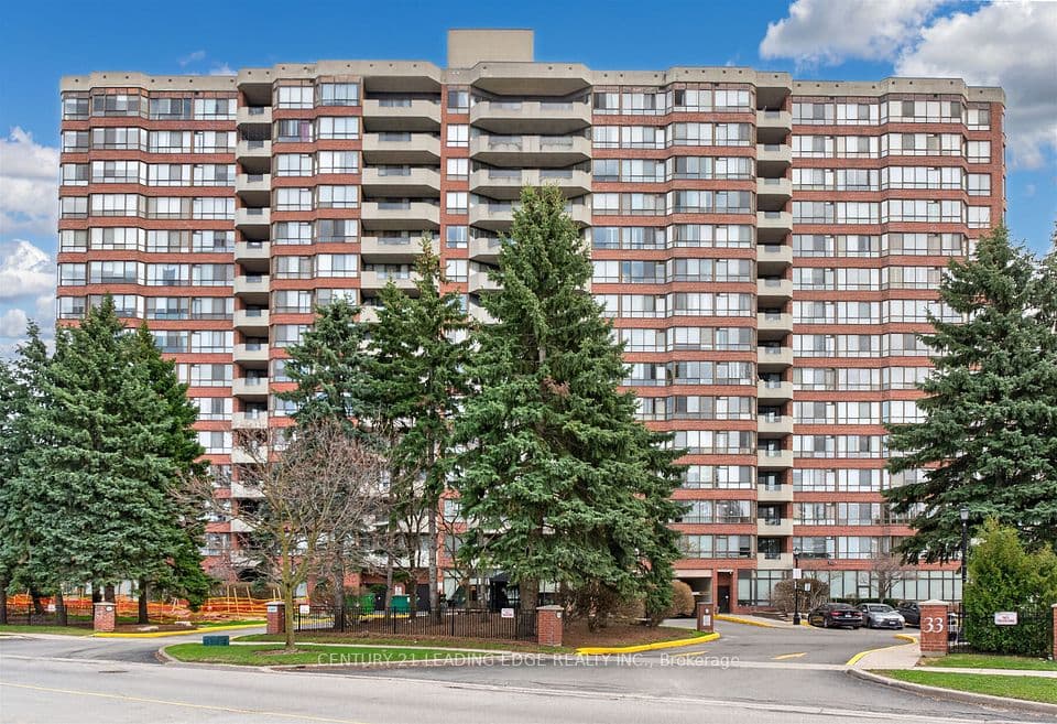 33 Weldrick Road E 1011, Richmond Hill, ON L4C 8W4 – main photo