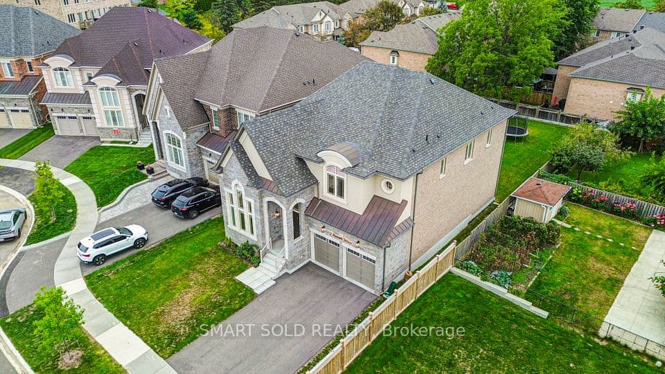 2 Menotti Drive, Richmond Hill, ON L4E 1G5 – photo 3