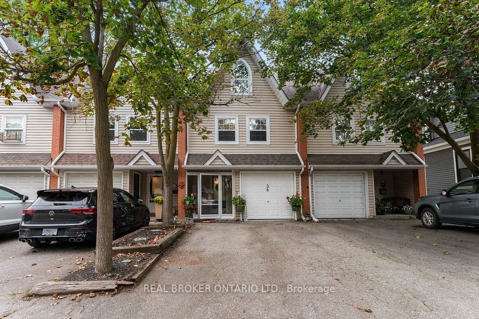 36 Albert Street 3, Markham, ON L3P 2T5 – photo 2