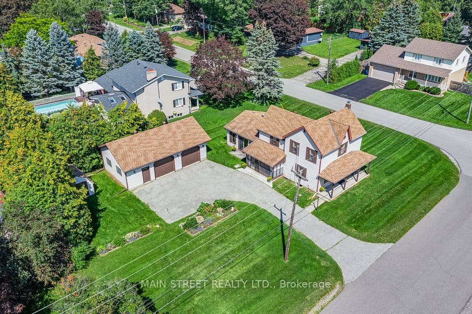 60 Albert Street, East Gwillimbury, ON L0G 1M0 – main photo